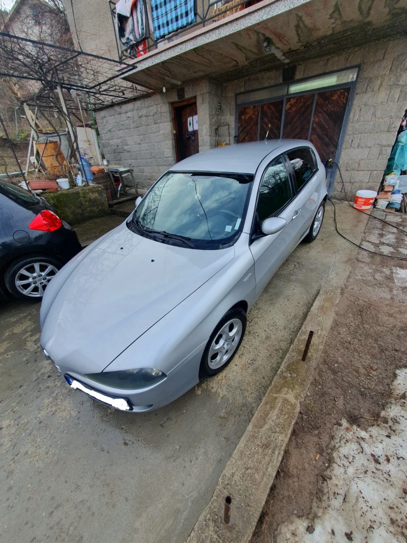 Alfa Romeo 147, снимка 8 - Автомобили и джипове - 49112096