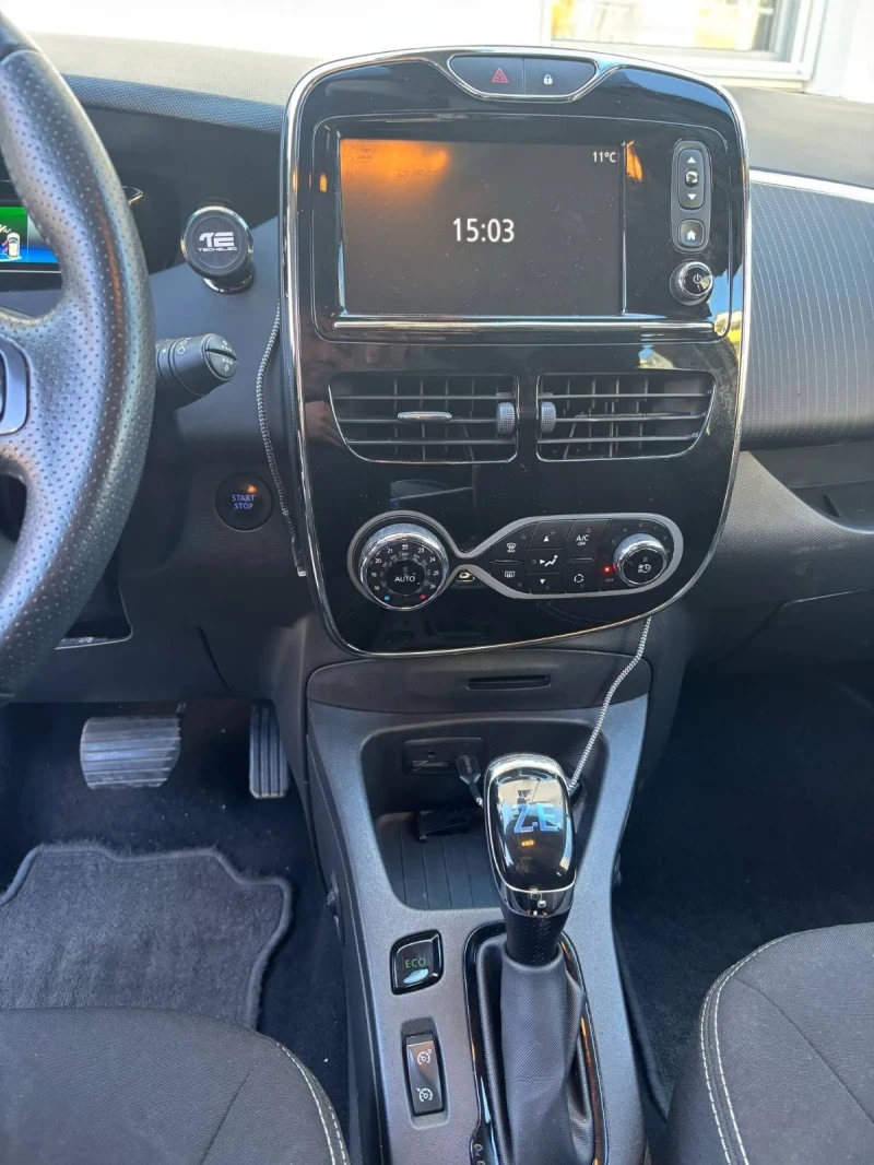 Renault Zoe  Ze 40 41kw/h INTENS, снимка 5 - Автомобили и джипове - 49896544