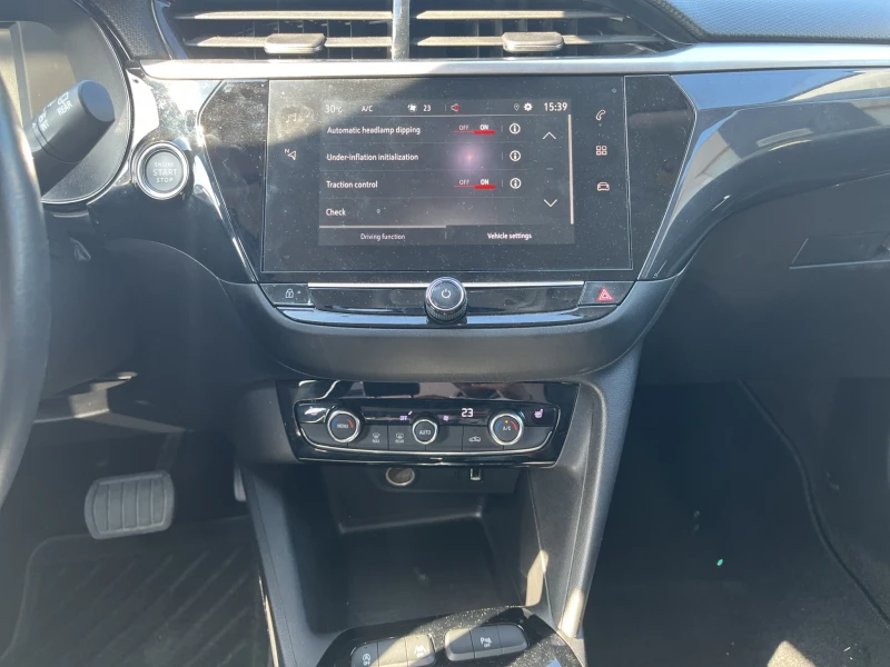 Opel Corsa, снимка 12 - Автомобили и джипове - 51614560