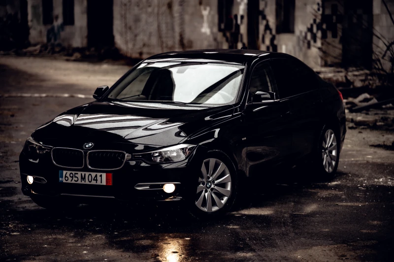 BMW 318 F30 , снимка 4 - Автомобили и джипове - 52187197