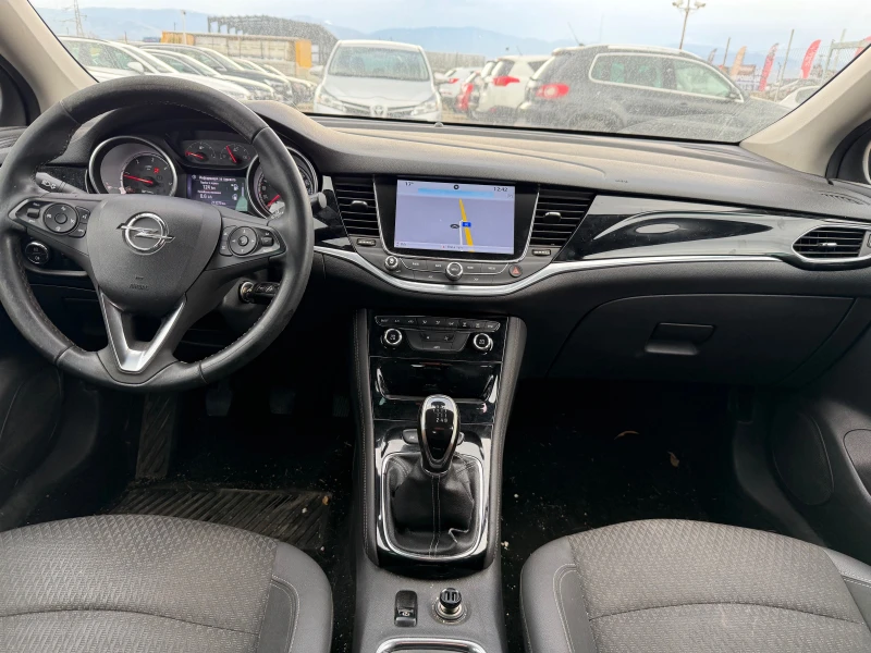 Opel Astra 1.6 CDTI, снимка 14 - Автомобили и джипове - 52492838