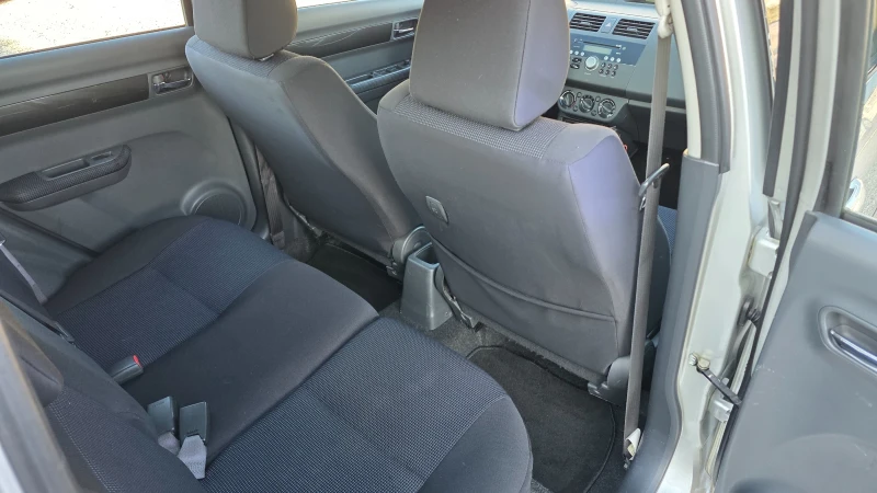 Suzuki Swift, снимка 12 - Автомобили и джипове - 52803332