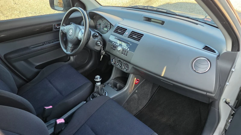 Suzuki Swift, снимка 10 - Автомобили и джипове - 52803332