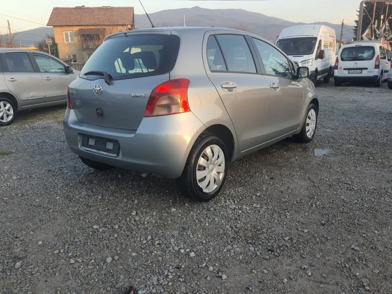 Toyota Yaris, снимка 5 - Автомобили и джипове - 52854543