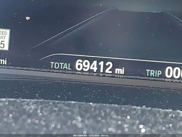 BMW 330 xDrive* Head UP* Памет* Ambient* м.Точки* Камера, снимка 13 - Автомобили и джипове - 53823952