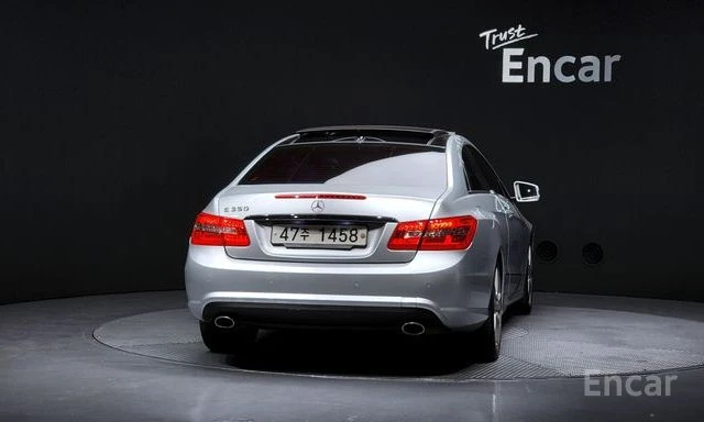 Mercedes-Benz E 350 E-Class E350 Coupe, снимка 11 - Автомобили и джипове - 54152961
