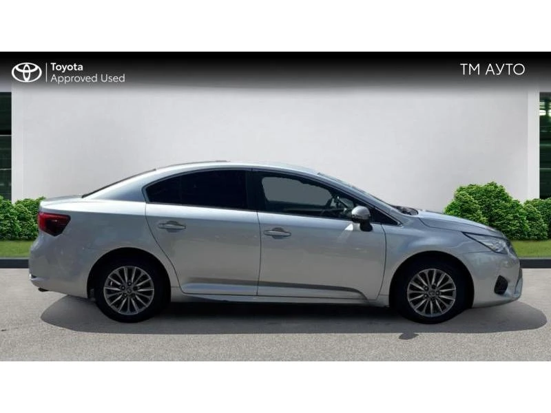 Toyota Avensis SDN 1.6D 6MT EXECUTIVE, снимка 17 - Автомобили и джипове - 54626024
