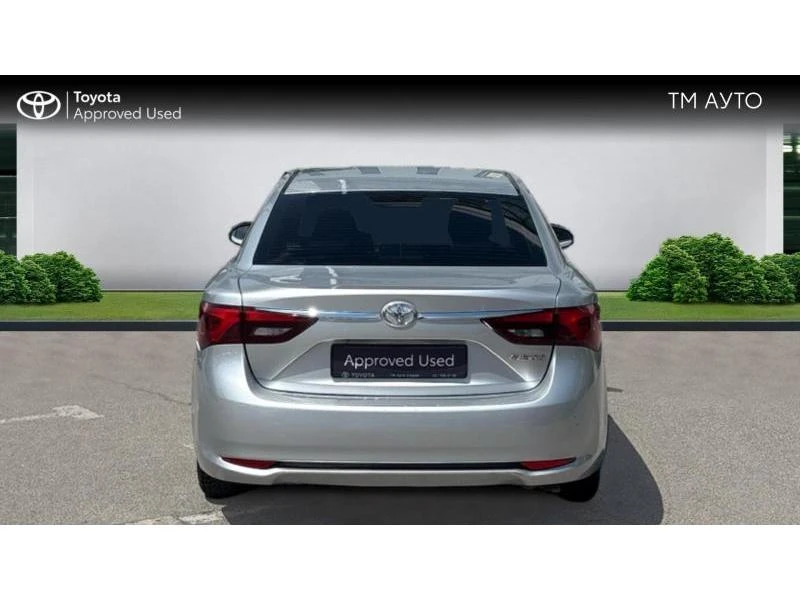 Toyota Avensis SDN 1.6D 6MT EXECUTIVE, снимка 4 - Автомобили и джипове - 54626024