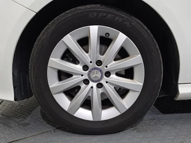 Mercedes-Benz A 200, снимка 9 - Автомобили и джипове - 55091047