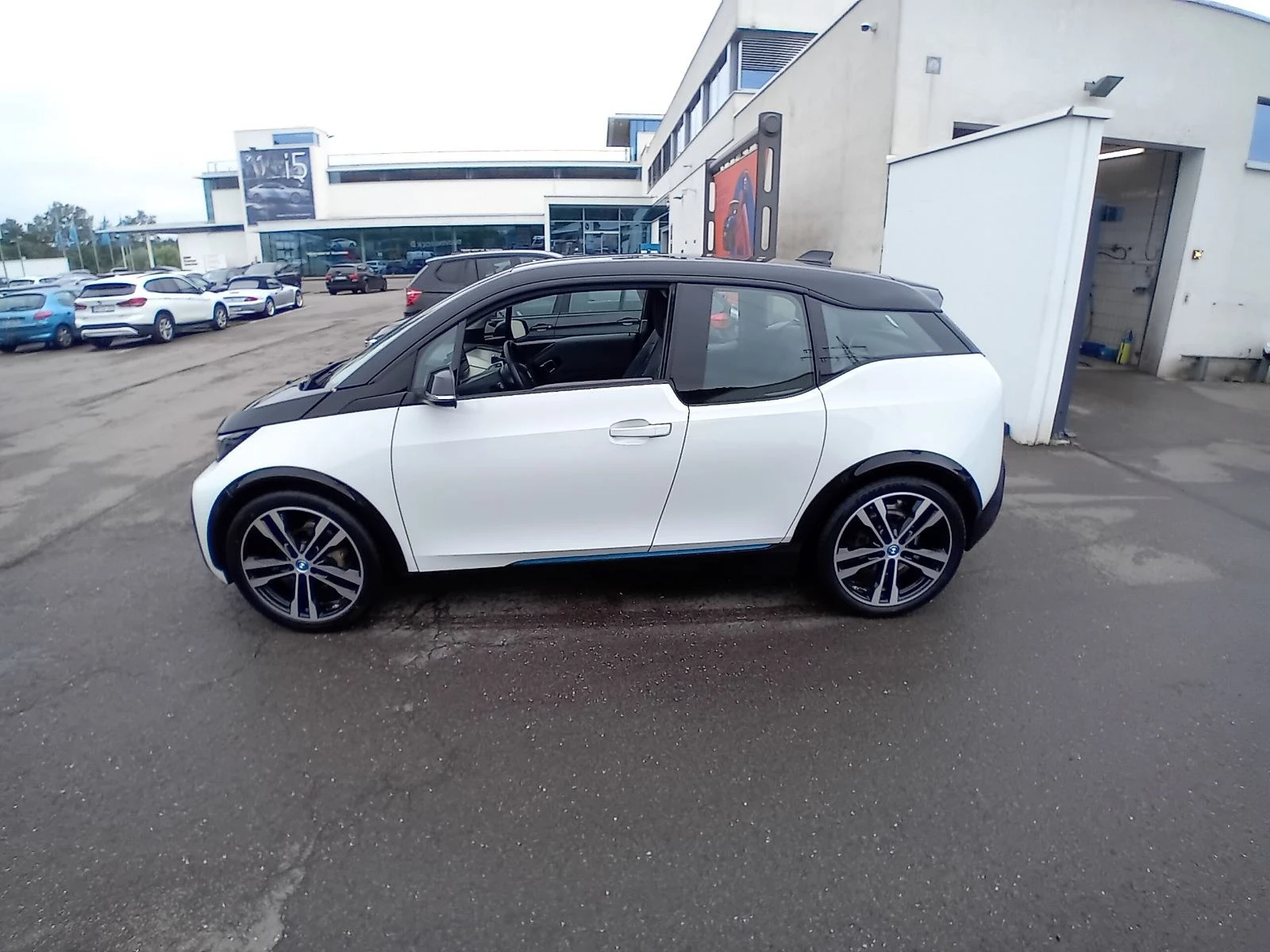 BMW i3 s Premium Selection 120Ah - изображение 4