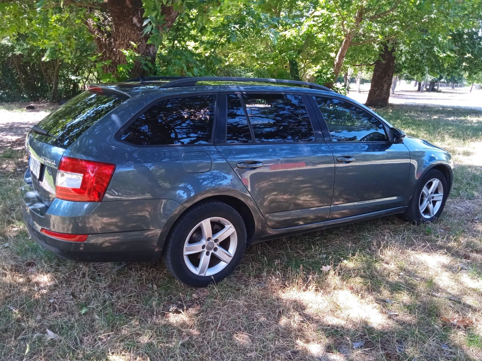 Skoda Octavia 1.6 TDI - изображение 5