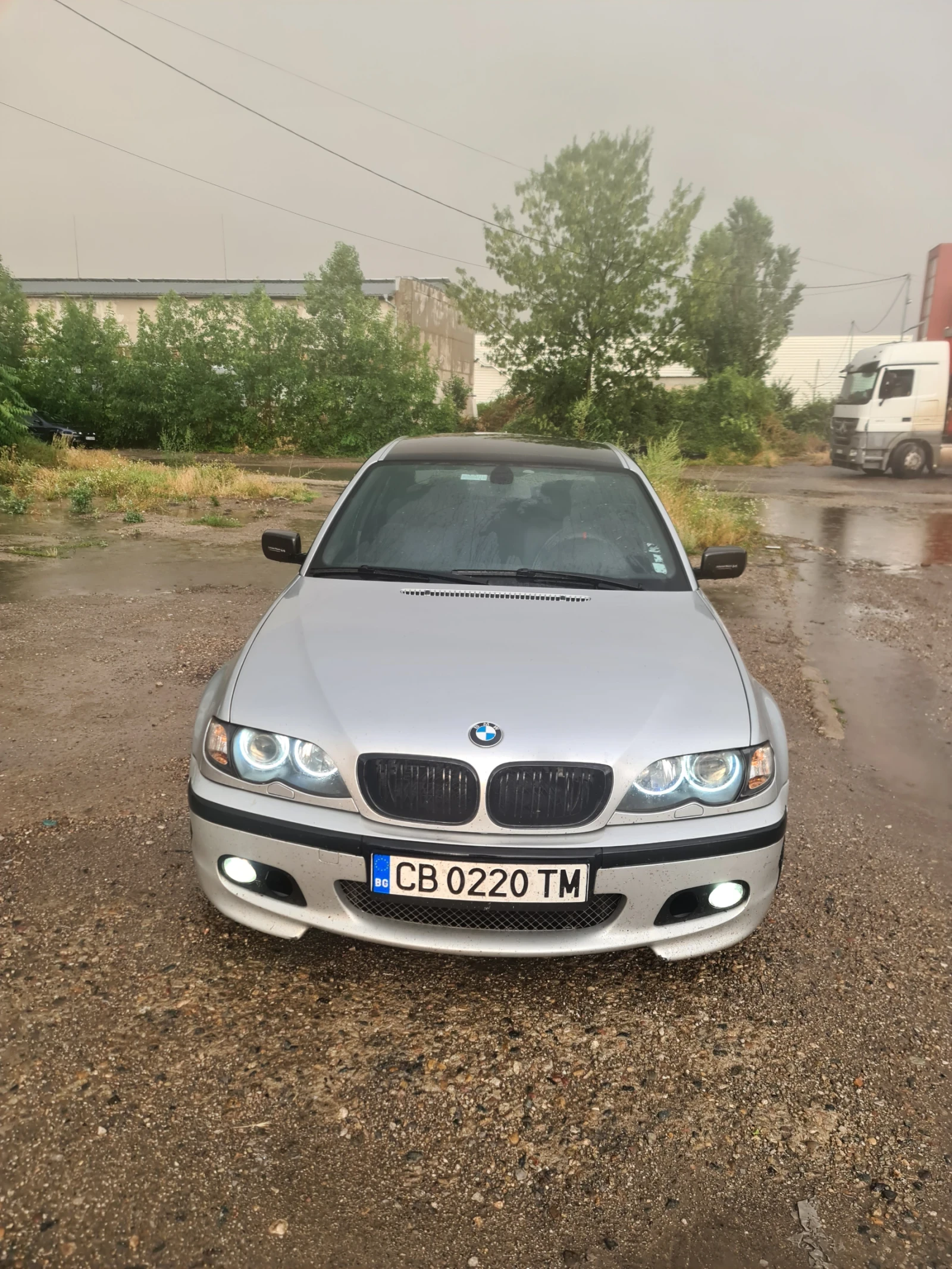 BMW 330 Е46 - изображение 3