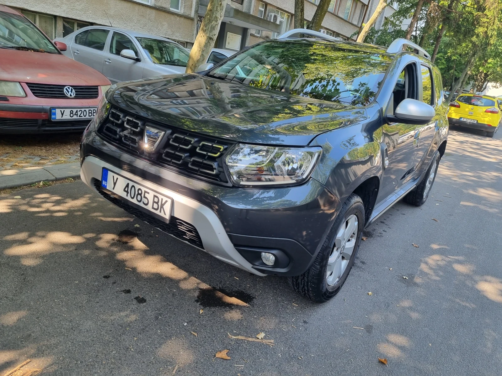 Dacia Duster 1.3 Tci 20 000км, снимка 2 - Автомобили и джипове - 55505612