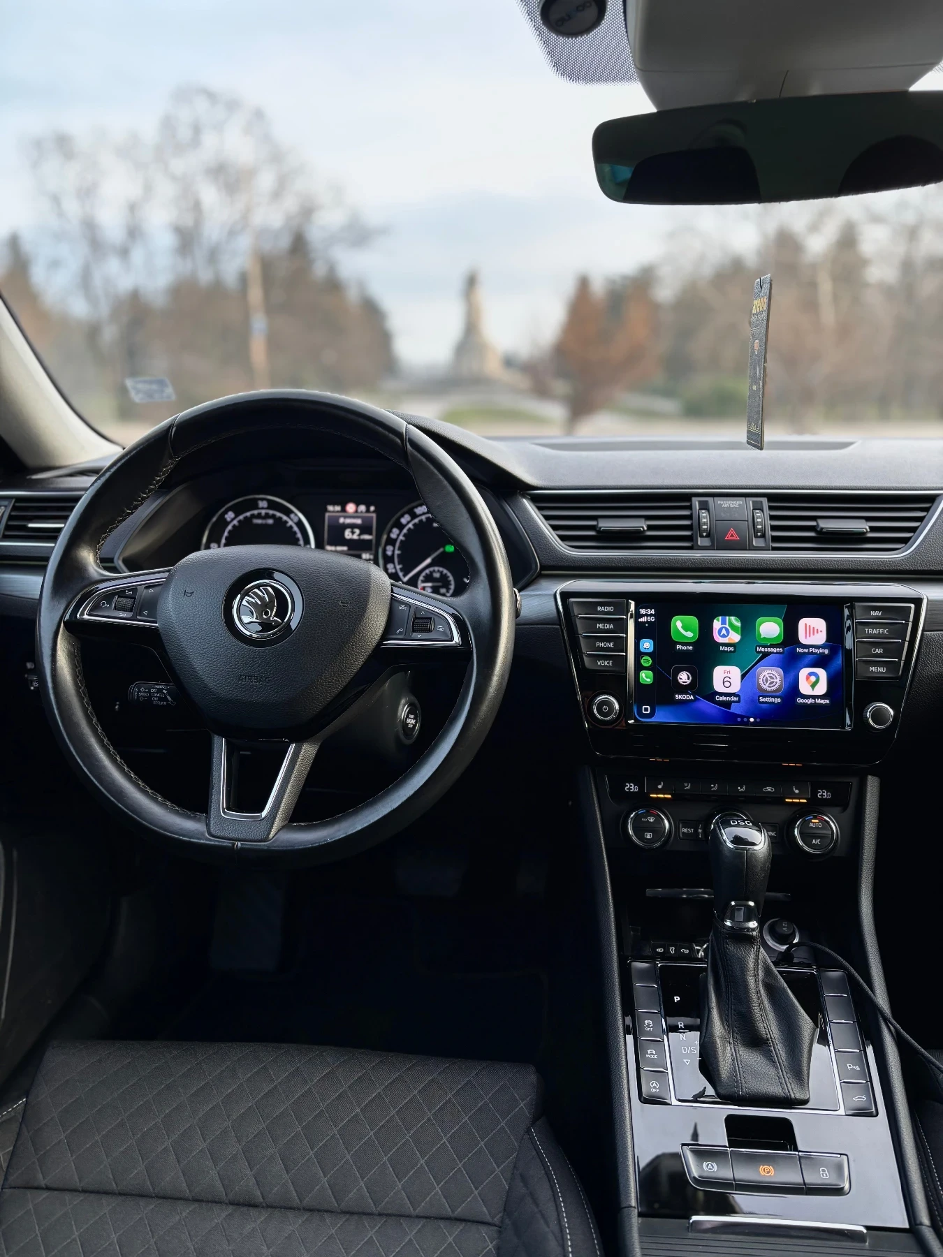 Skoda Superb 2.0 tdi 190�� Camera Carplay Distronic | Mobile.bg � ����������� 11