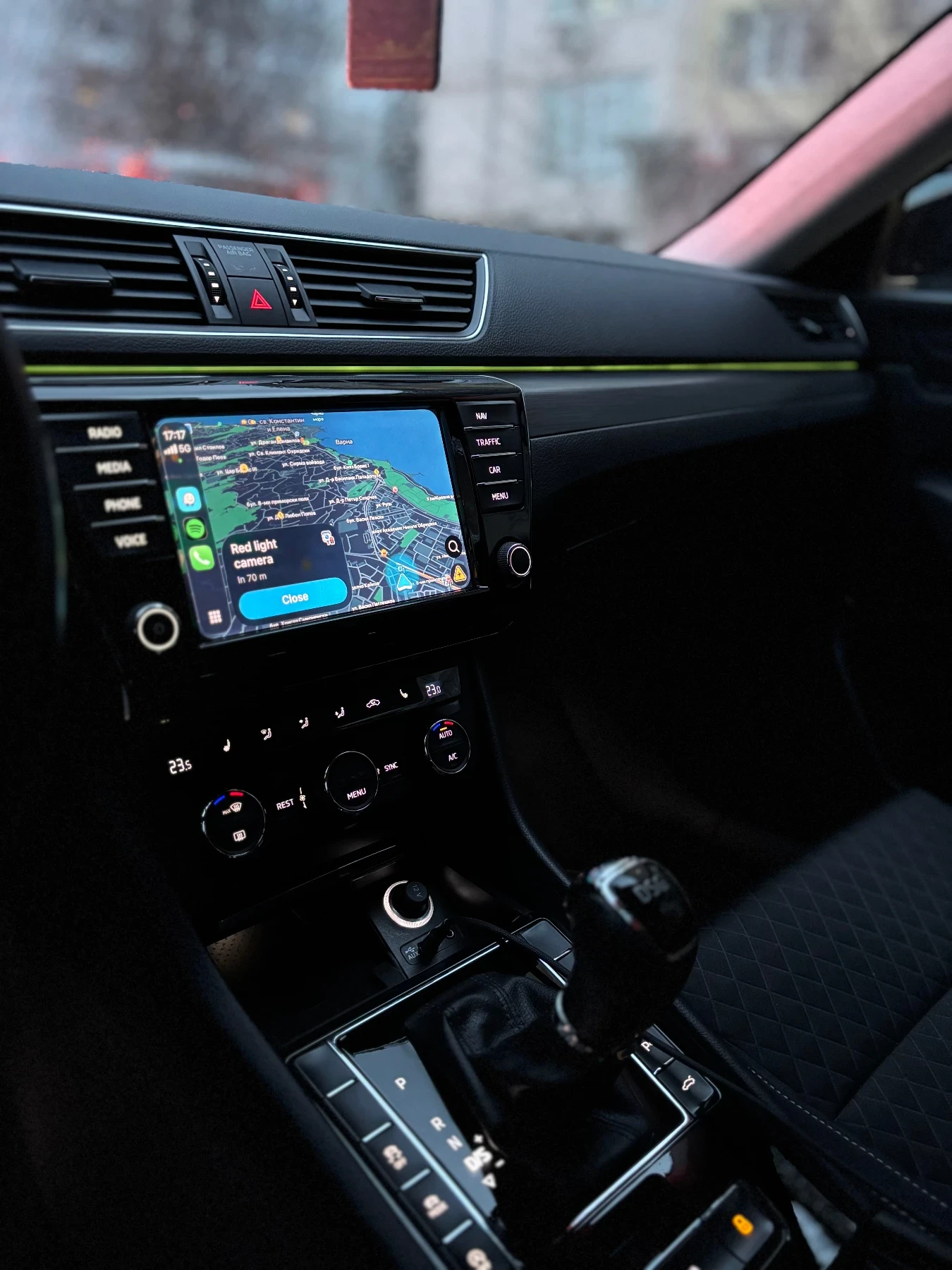 Skoda Superb 2.0 tdi 190�� Camera Carplay Distronic | Mobile.bg � ����������� 13