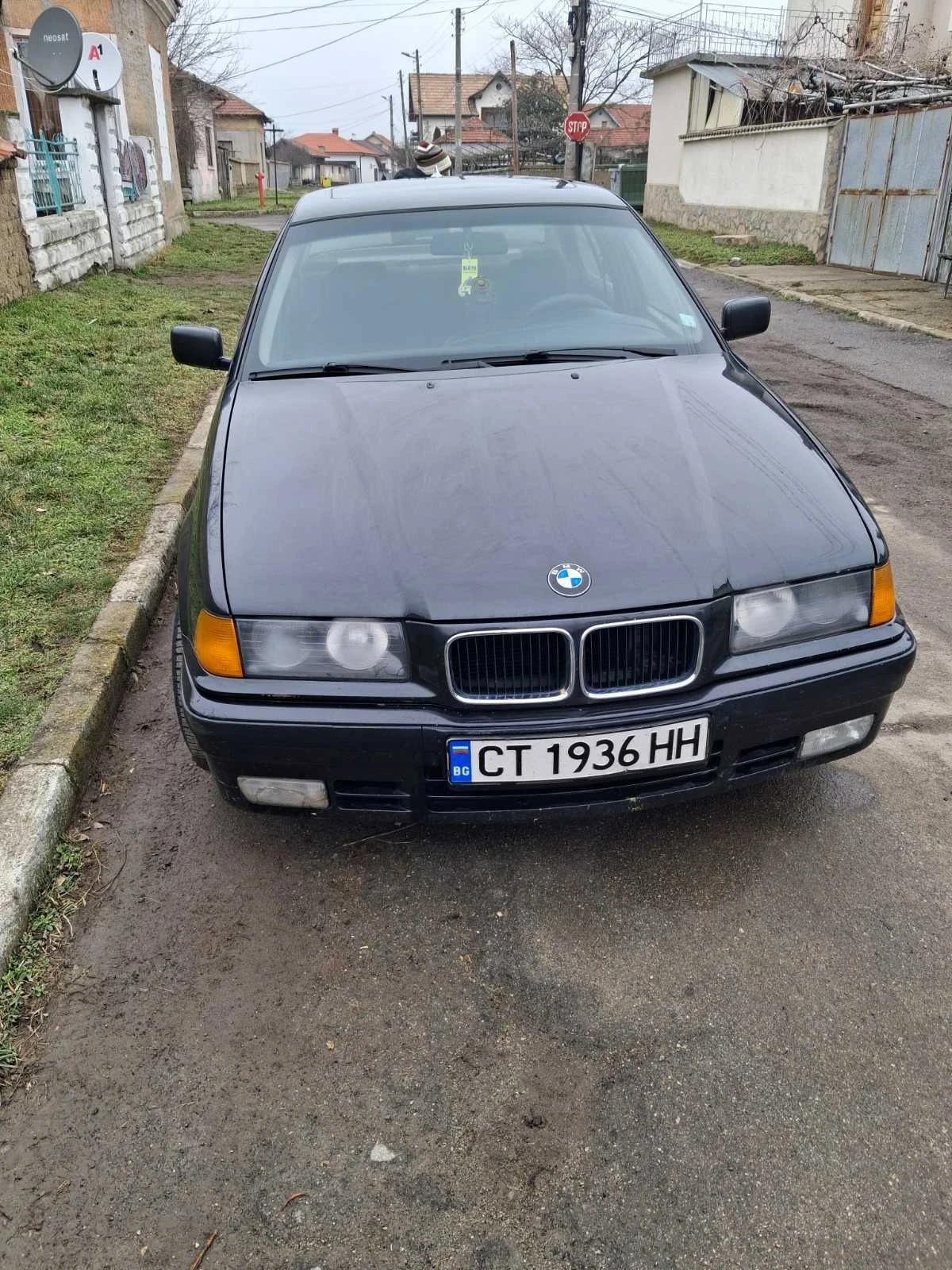 BMW 318, снимка 5 - Автомобили и джипове - 53802326