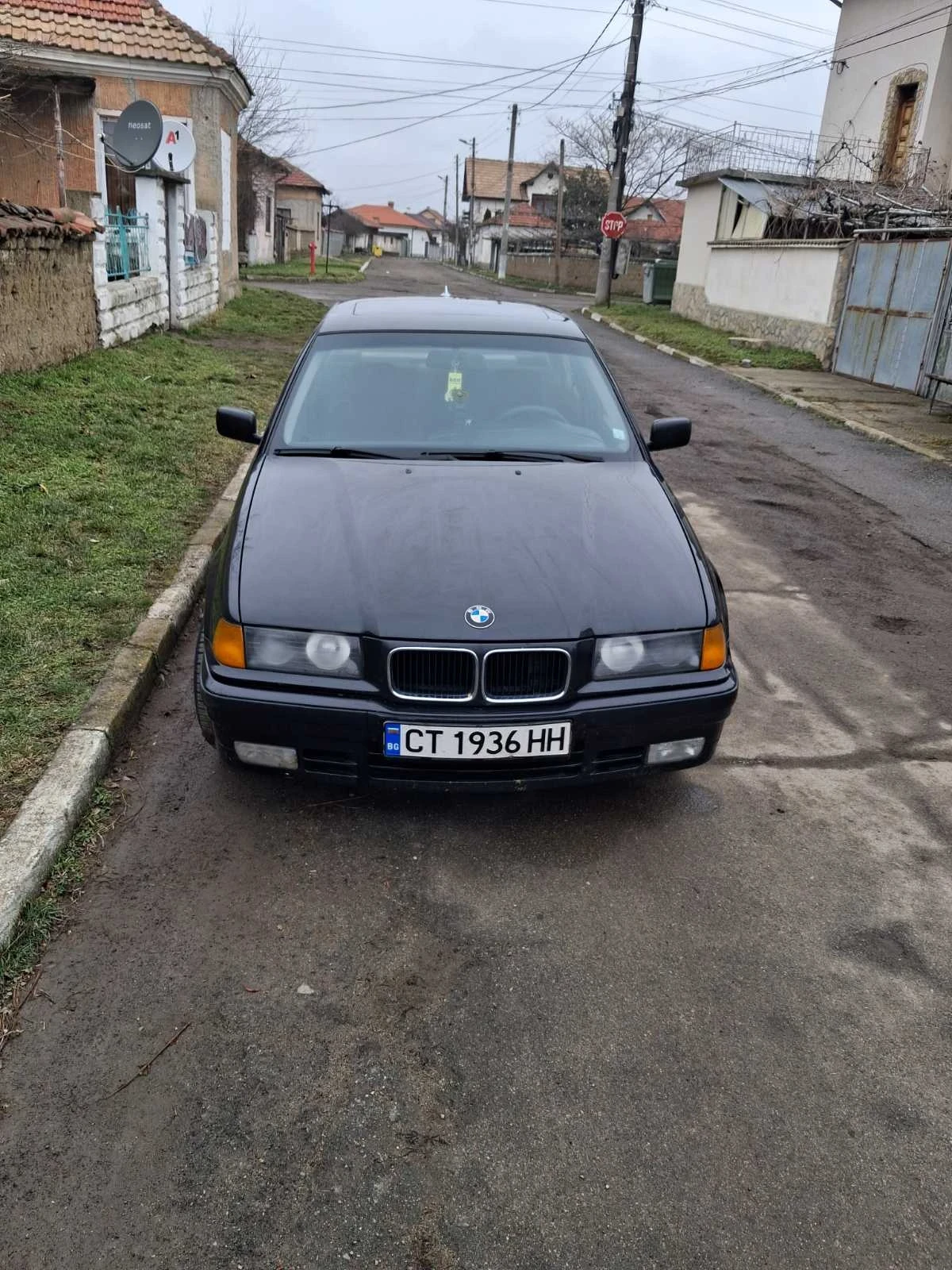 BMW 318, снимка 11 - Автомобили и джипове - 53802326