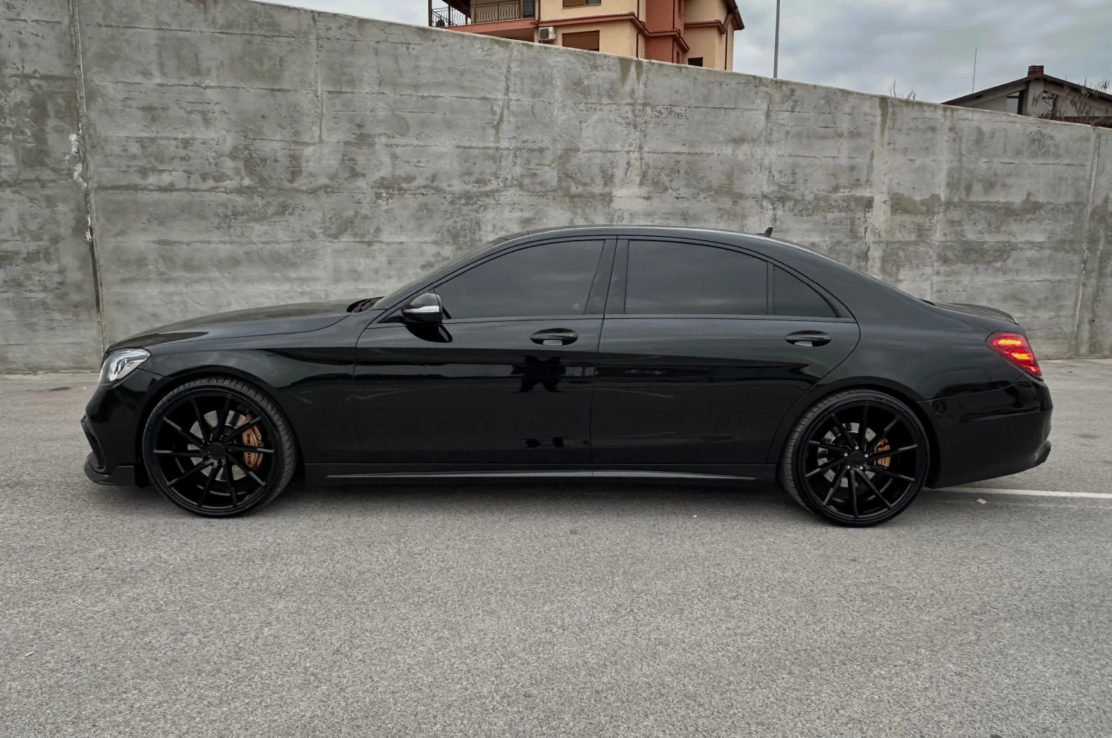 Mercedes-Benz S 350 LONG/BRABUS/ACTIVE SOUND/BURM/3хTV/CARBON PACK , снимка 6 - Автомобили и джипове - 54488257