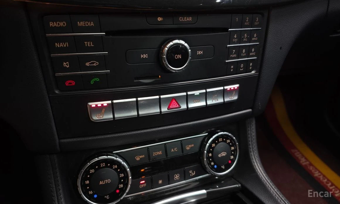 Mercedes-Benz CLS 250 d 4MATIC* FACE* 360 CAM* ПОДГРЕВ* SUNROOF* KEYLESS, снимка 14 - Автомобили и джипове - 54167811