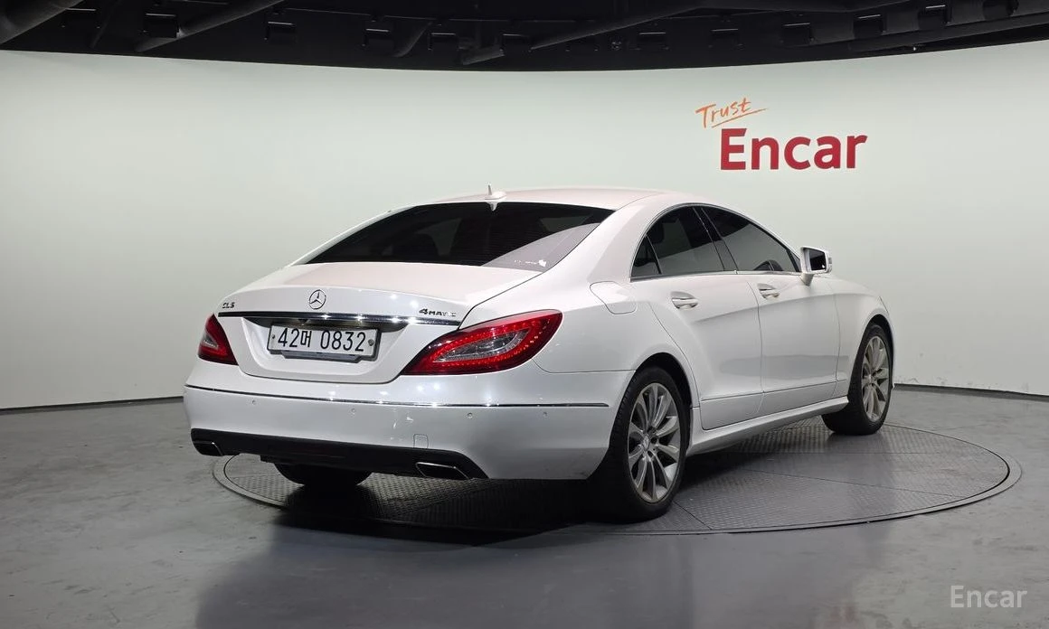 Mercedes-Benz CLS 250 d 4MATIC* FACE* 360 CAM* ПОДГРЕВ* SUNROOF* KEYLESS, снимка 3 - Автомобили и джипове - 54167811