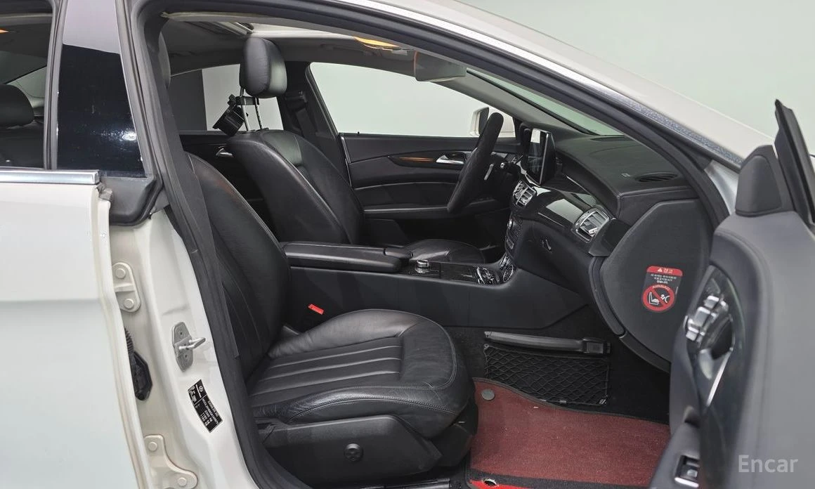 Mercedes-Benz CLS 250 d 4MATIC* FACE* 360 CAM* ПОДГРЕВ* SUNROOF* KEYLESS, снимка 7 - Автомобили и джипове - 54167811