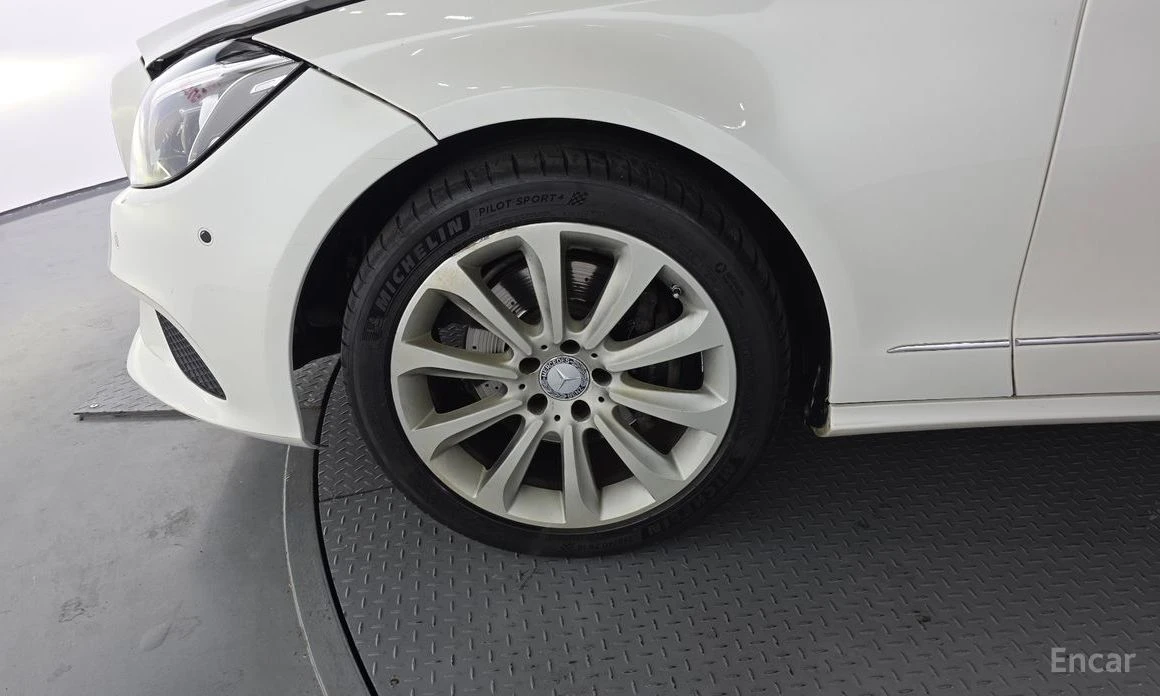 Mercedes-Benz CLS 250 d 4MATIC* FACE* 360 CAM* ПОДГРЕВ* SUNROOF* KEYLESS, снимка 5 - Автомобили и джипове - 54167811