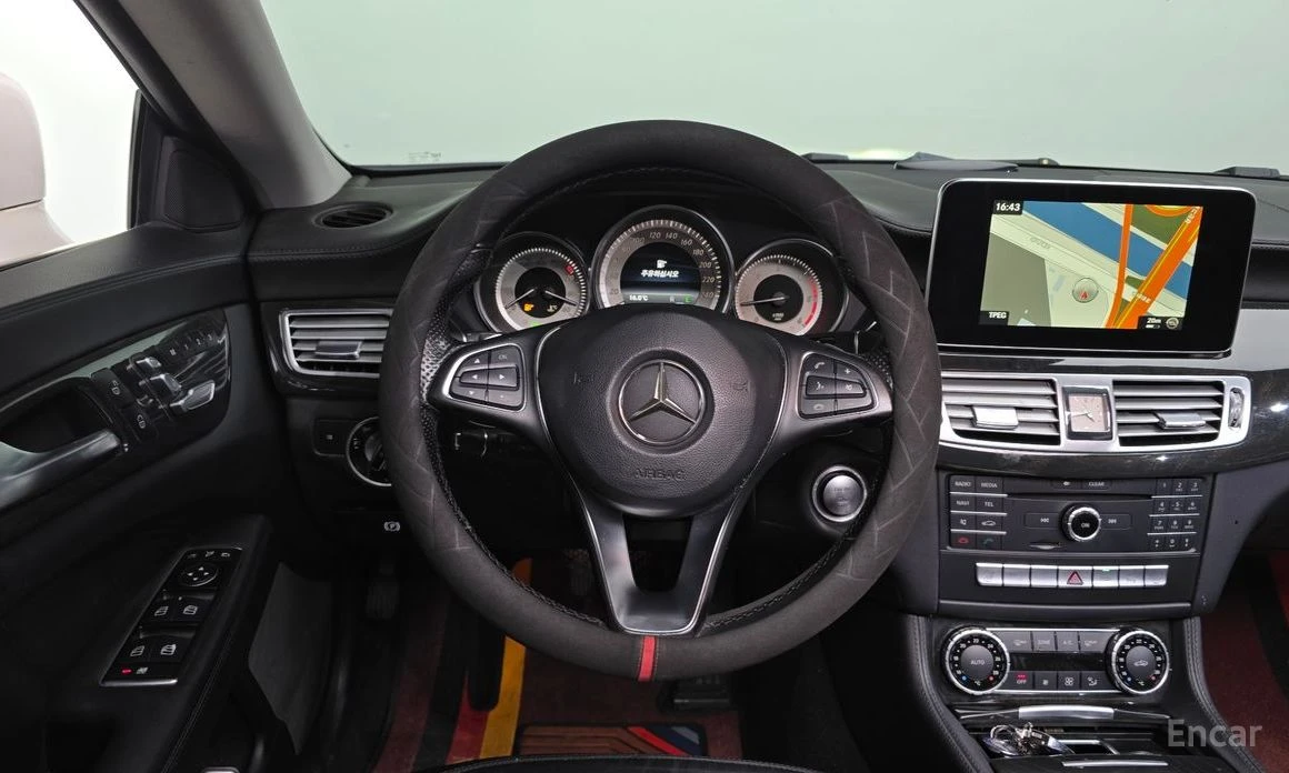 Mercedes-Benz CLS 250 d 4MATIC* FACE* 360 CAM* ПОДГРЕВ* SUNROOF* KEYLESS, снимка 9 - Автомобили и джипове - 54167811