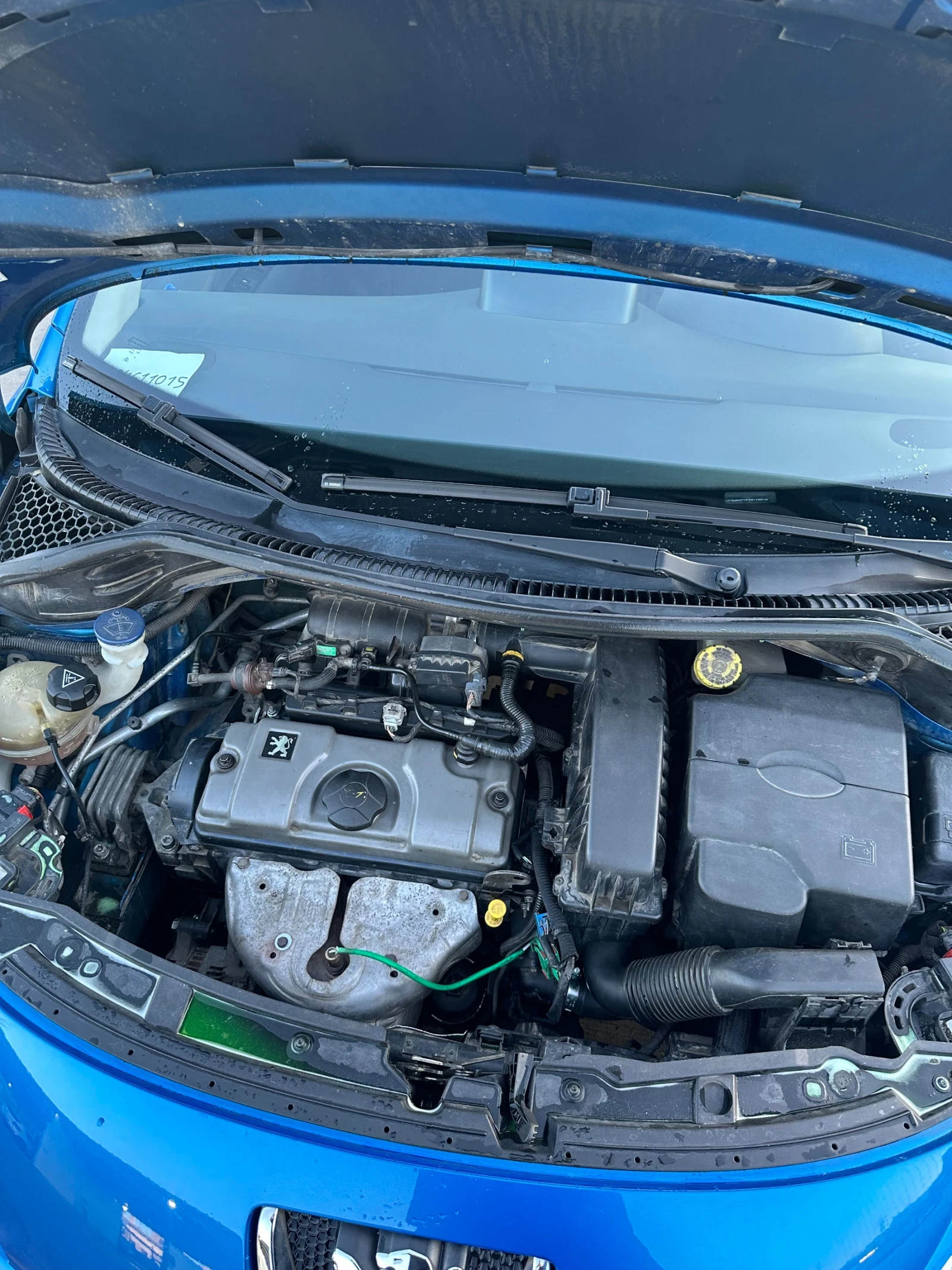 Peugeot 207 1.4i, снимка 16 - Автомобили и джипове - 54336119