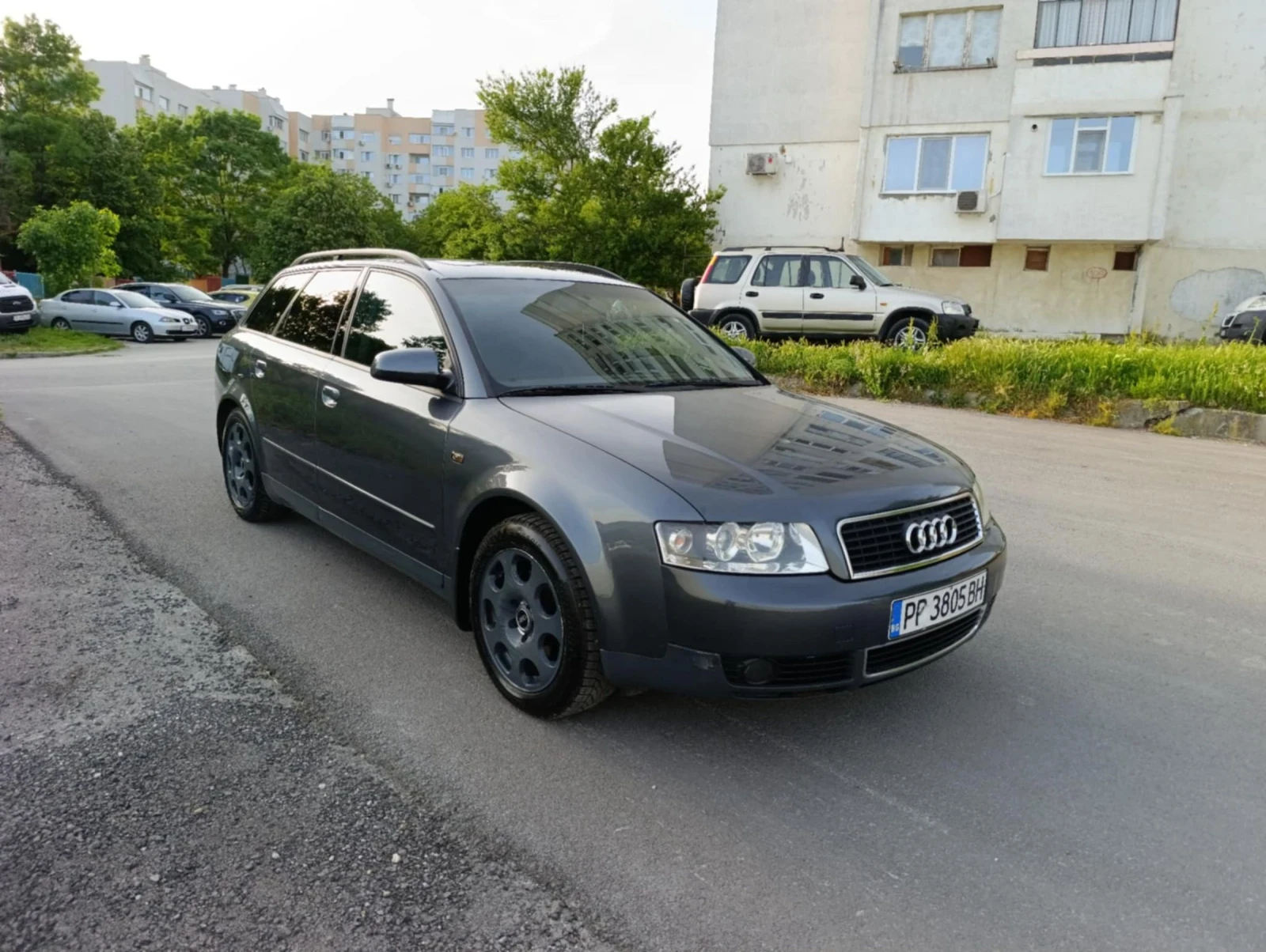 Audi A4 1.8 T Бензин-Газ , снимка 3 - Автомобили и джипове - 54637735
