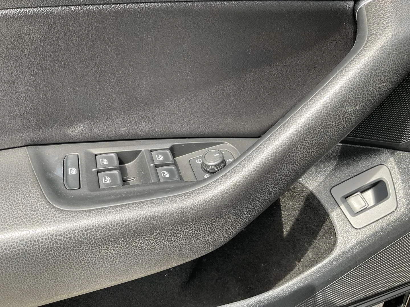 VW Arteon /R-Line, КОЖА, КАМЕРИ, ЦЕНА ДО БГ, снимка 12 - Автомобили и джипове - 54870848