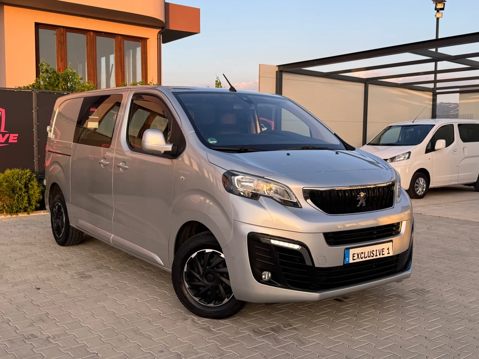 Peugeot Expert 2.0HDI PREMIUM AVTOMAT, снимка 6 - Автомобили и джипове - 55787272