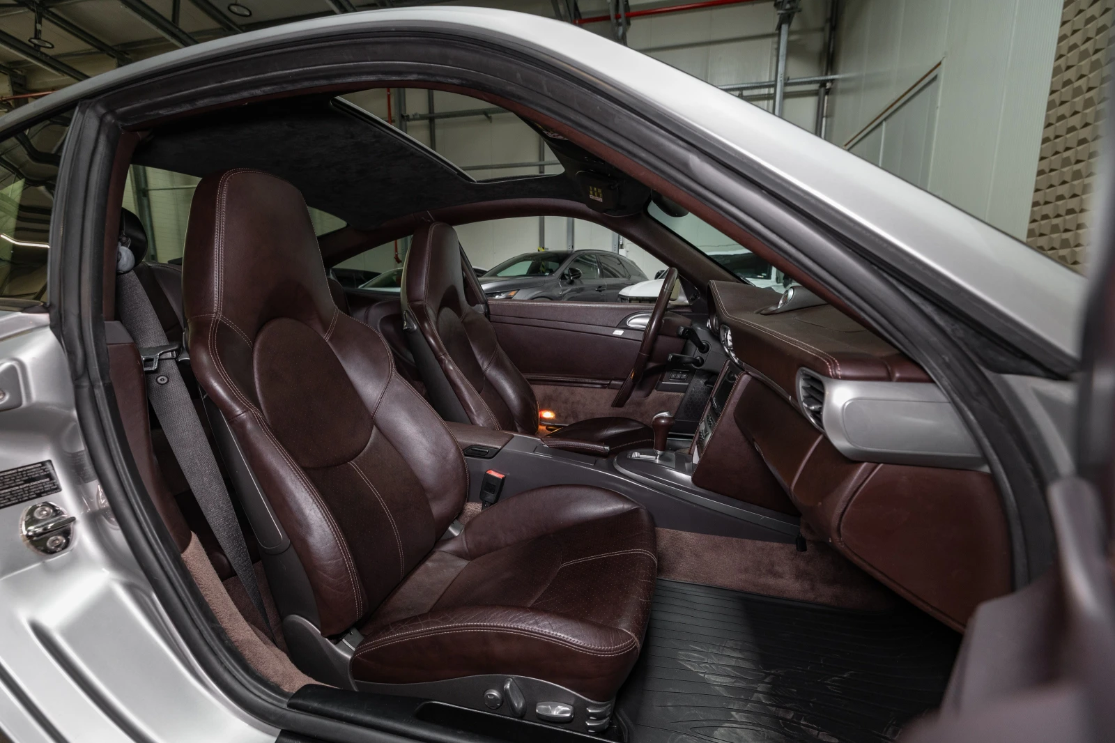 Porsche Carrera 911| Moshammer| Bose| Camera| Гаранция, снимка 6 - Автомобили и джипове - 56114353