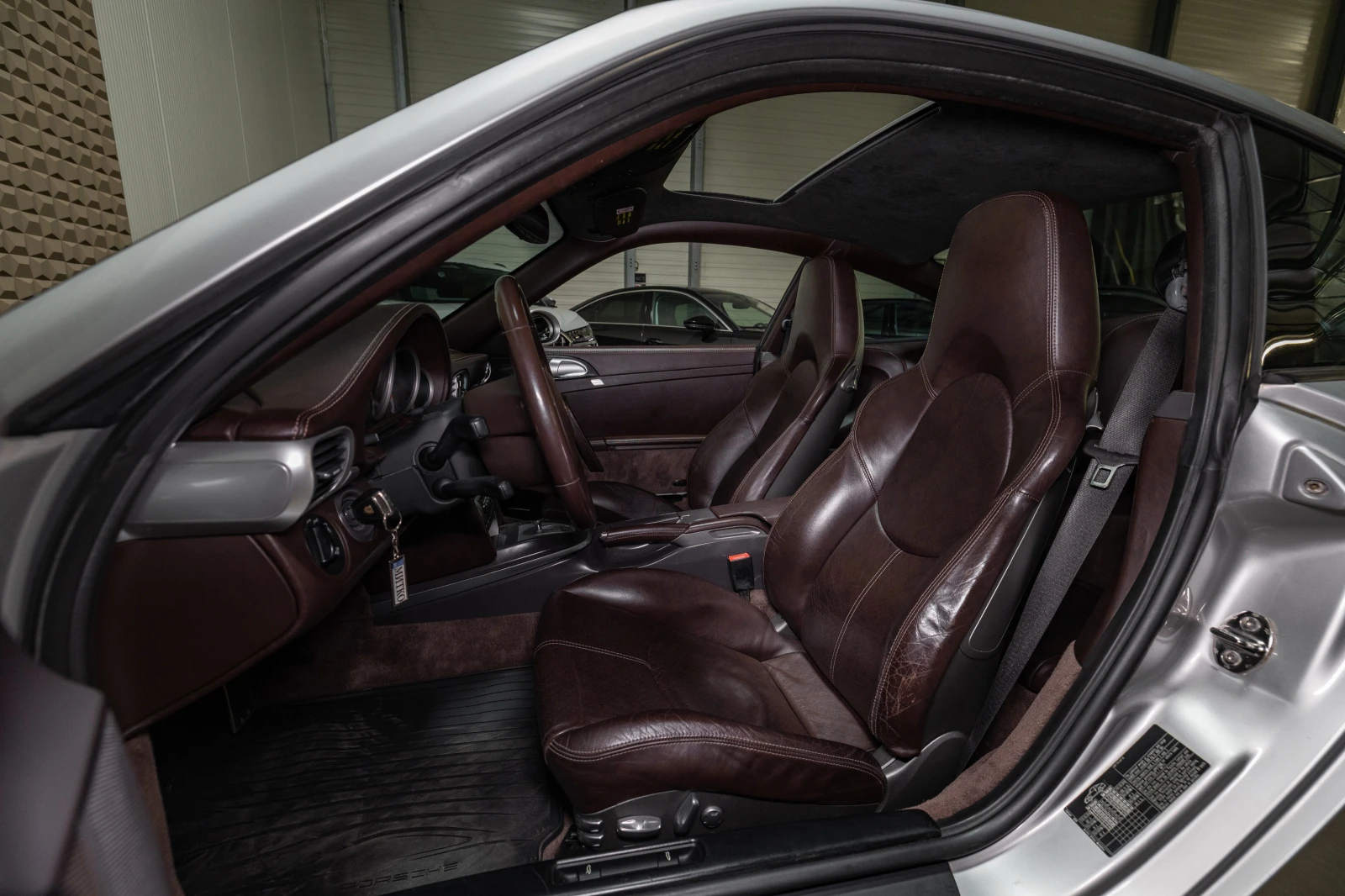 Porsche Carrera 911| Moshammer| Bose| Camera| Гаранция, снимка 12 - Автомобили и джипове - 56114353
