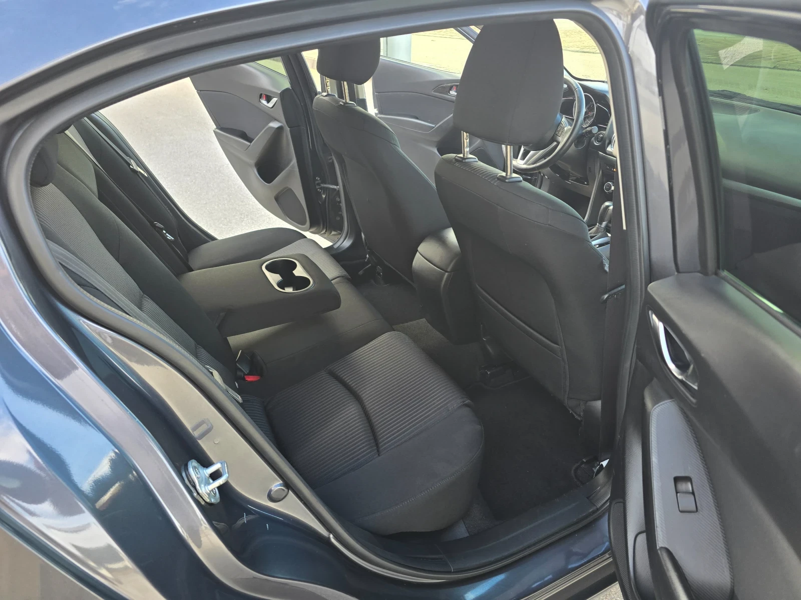 Mazda 3 2.2 Skai Aktiv  | Mobile.bg � ����������� 10