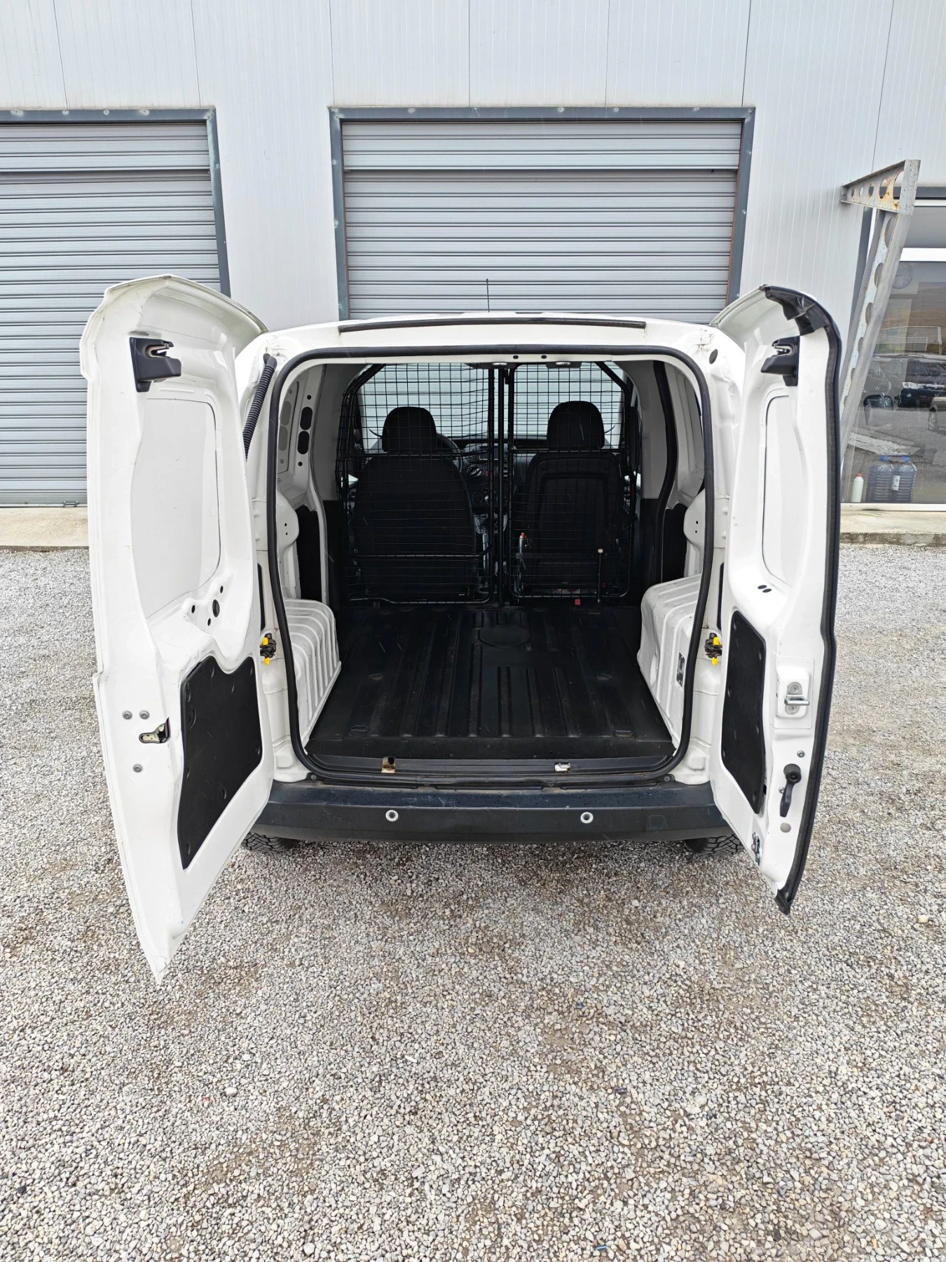 Fiat Fiorino 1.3mjet Euro 6 80kc | Mobile.bg � ����������� 12