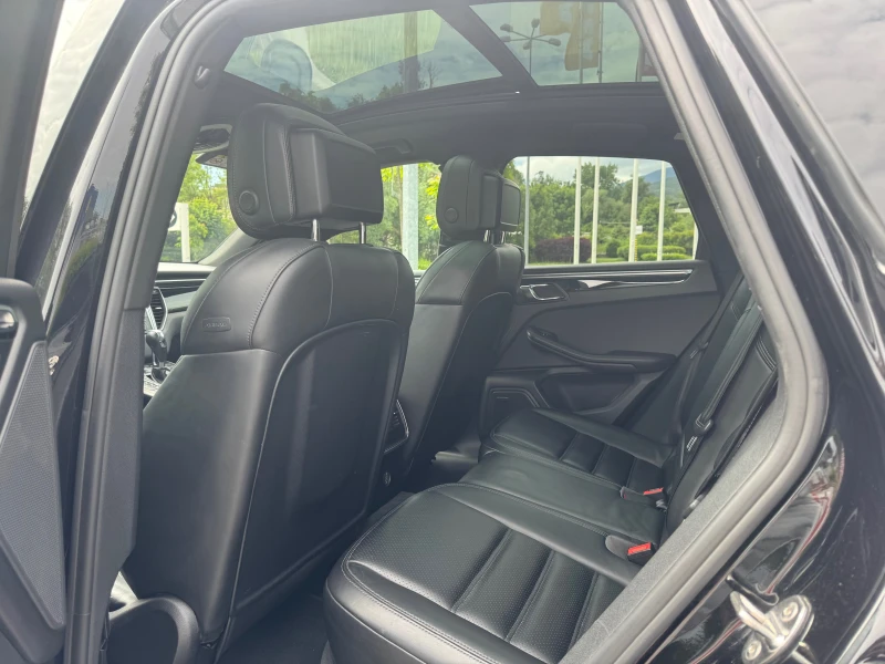 Porsche Macan S-FACELIFT-MATRIX-LED-DISTR-PANO-BOSE-KEYLES GO* , снимка 12 - Автомобили и джипове - 51652903
