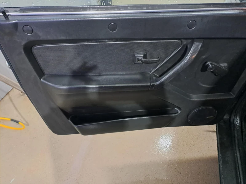 Lada Niva 1.7, снимка 4 - Автомобили и джипове - 52697162