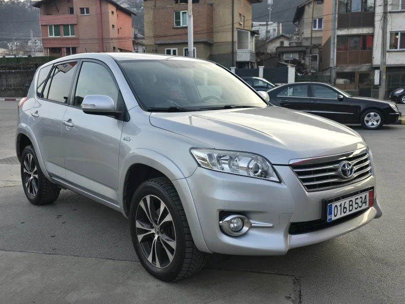 Toyota Rav4 Топ състояние внос Италия, снимка 9 - Автомобили и джипове - 52726535
