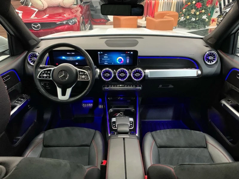 Mercedes-Benz GLB AMG line 4MATIC, снимка 10 - Автомобили и джипове - 52798729