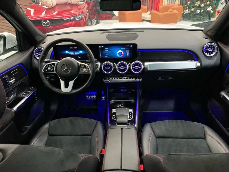 Mercedes-Benz GLB AMG line 4MATIC, снимка 13 - Автомобили и джипове - 52798729