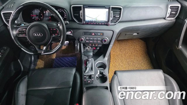 Kia Sportage, снимка 7 - Автомобили и джипове - 55983938