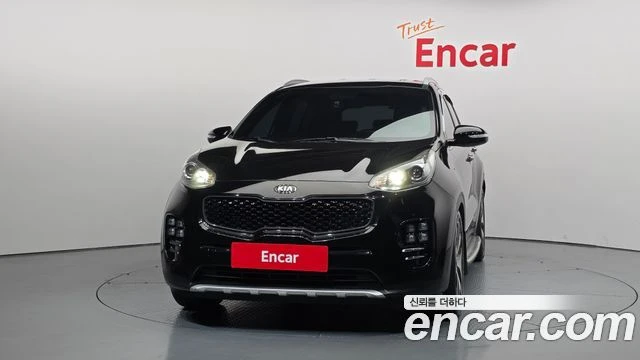 Kia Sportage, снимка 3 - Автомобили и джипове - 55983938