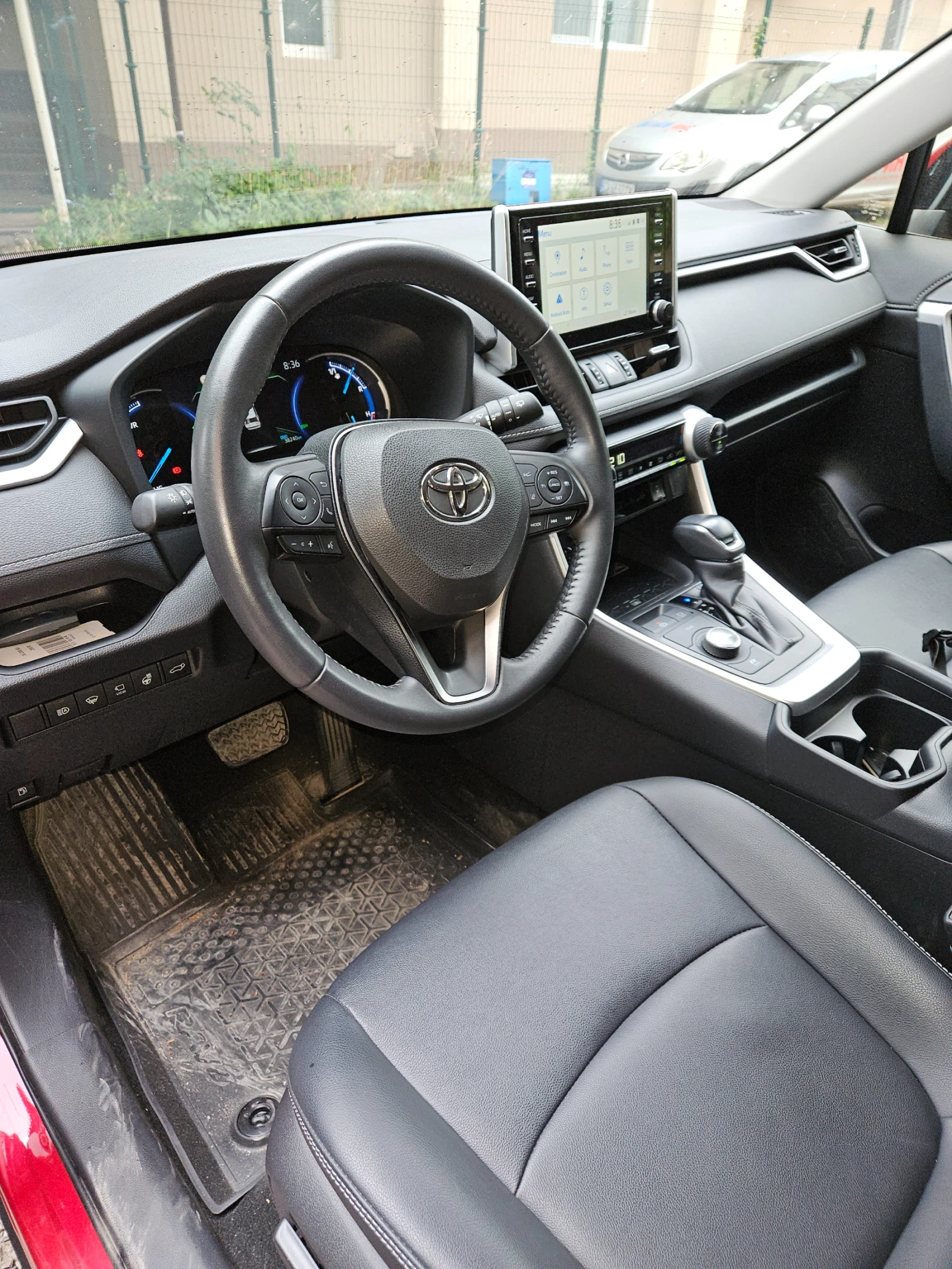 Toyota Rav4 Hybrid Luxury AWD - изображение 3