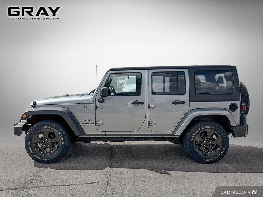 Jeep Wrangler Unlimited * Sahara* CARFAX* ОПЦИЯ ЗА ФИНАНСИРАНЕ*  - изображение 3