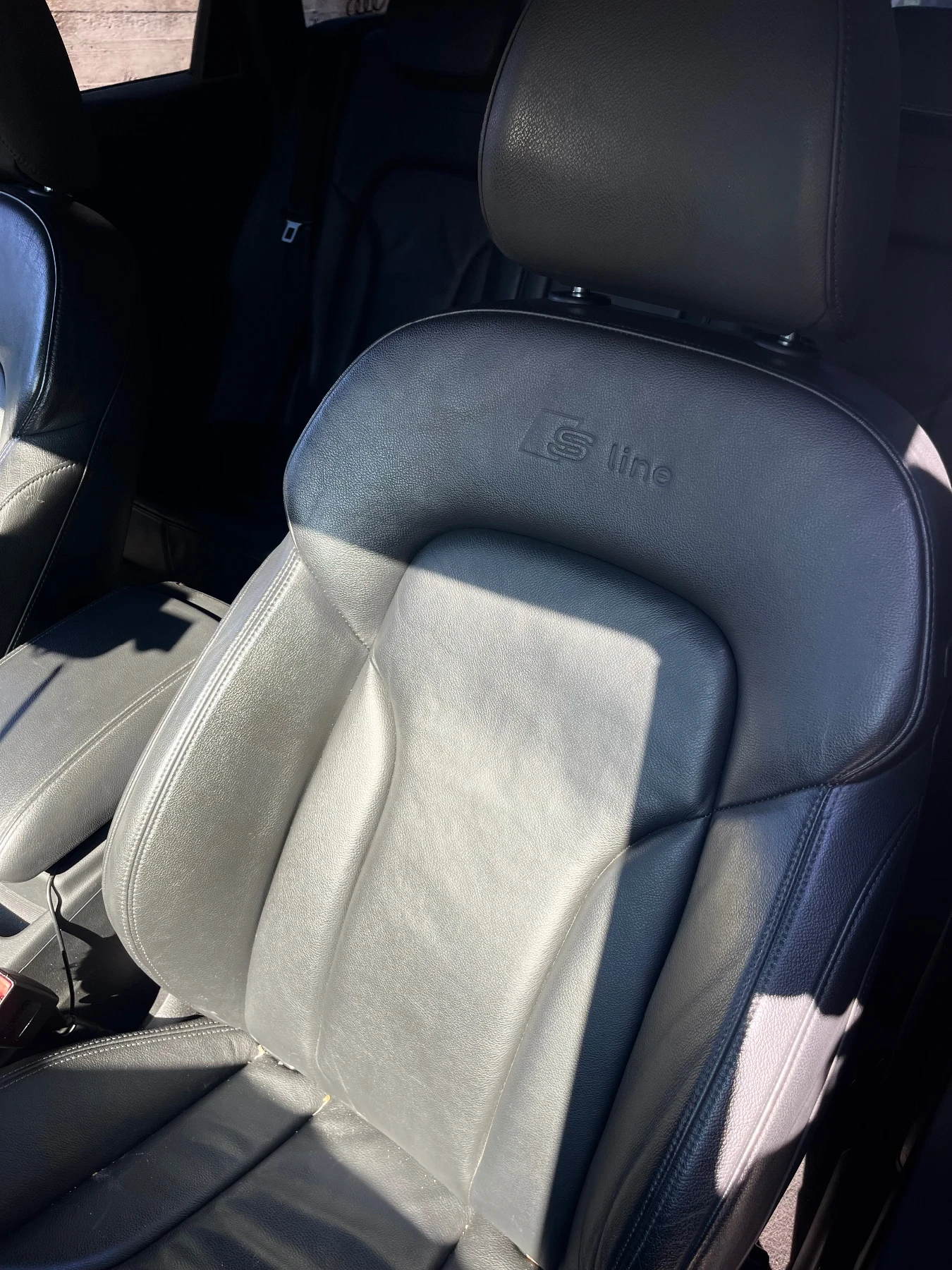 Audi Q5 Black Edition S-line 2.0 TDi 170kc 4x4 , снимка 10 - Автомобили и джипове - 54142089