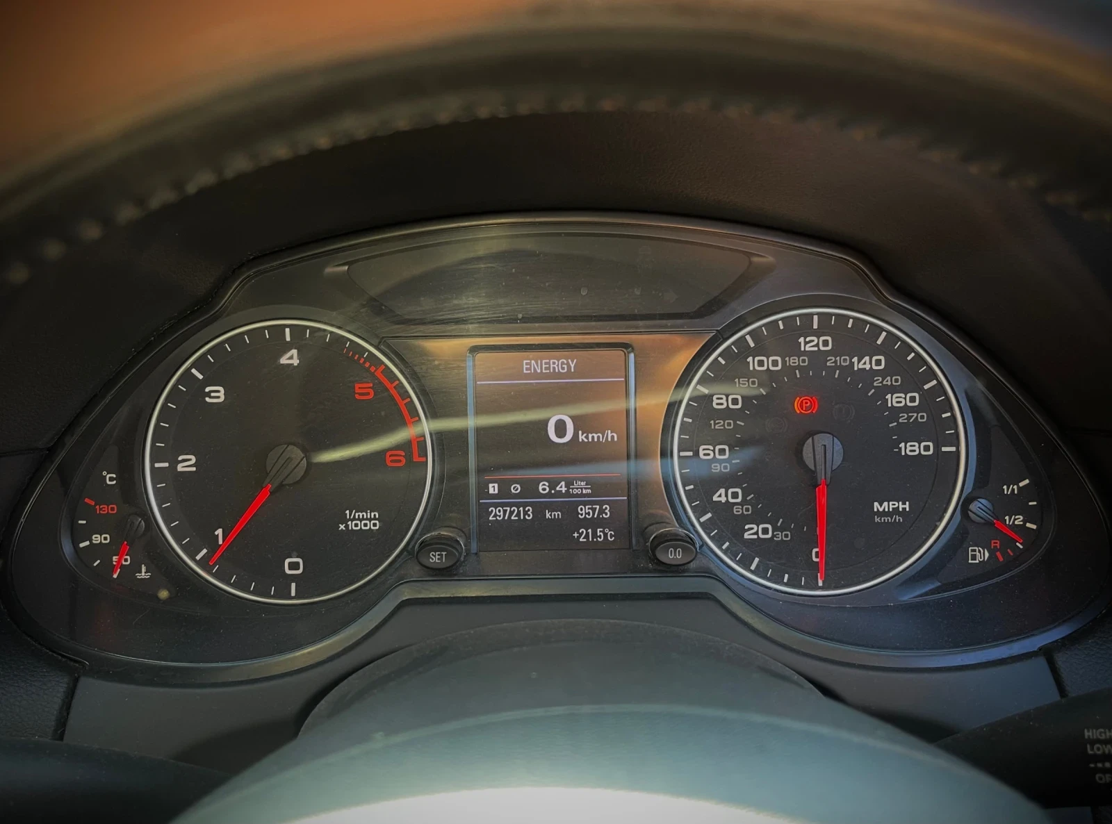 Audi Q5 Black Edition S-line 2.0 TDi 170kc 4x4 , снимка 16 - Автомобили и джипове - 54142089