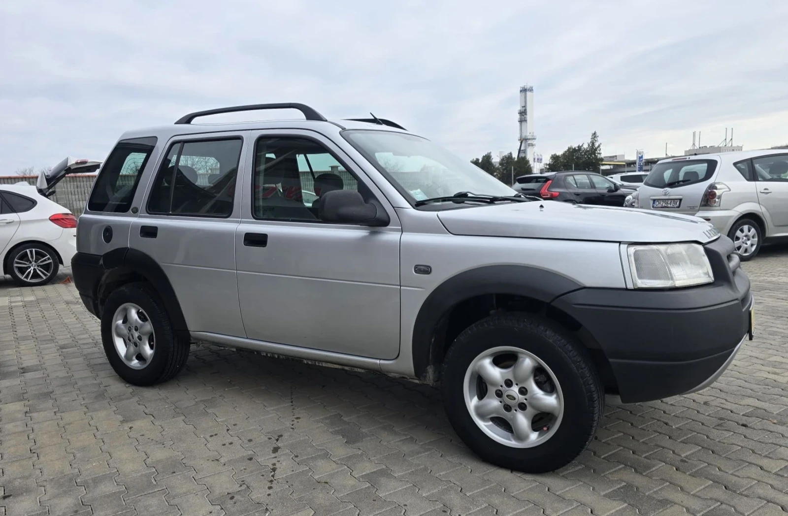 Land Rover Freelander 2.0TD4 4X4 - изображение 3