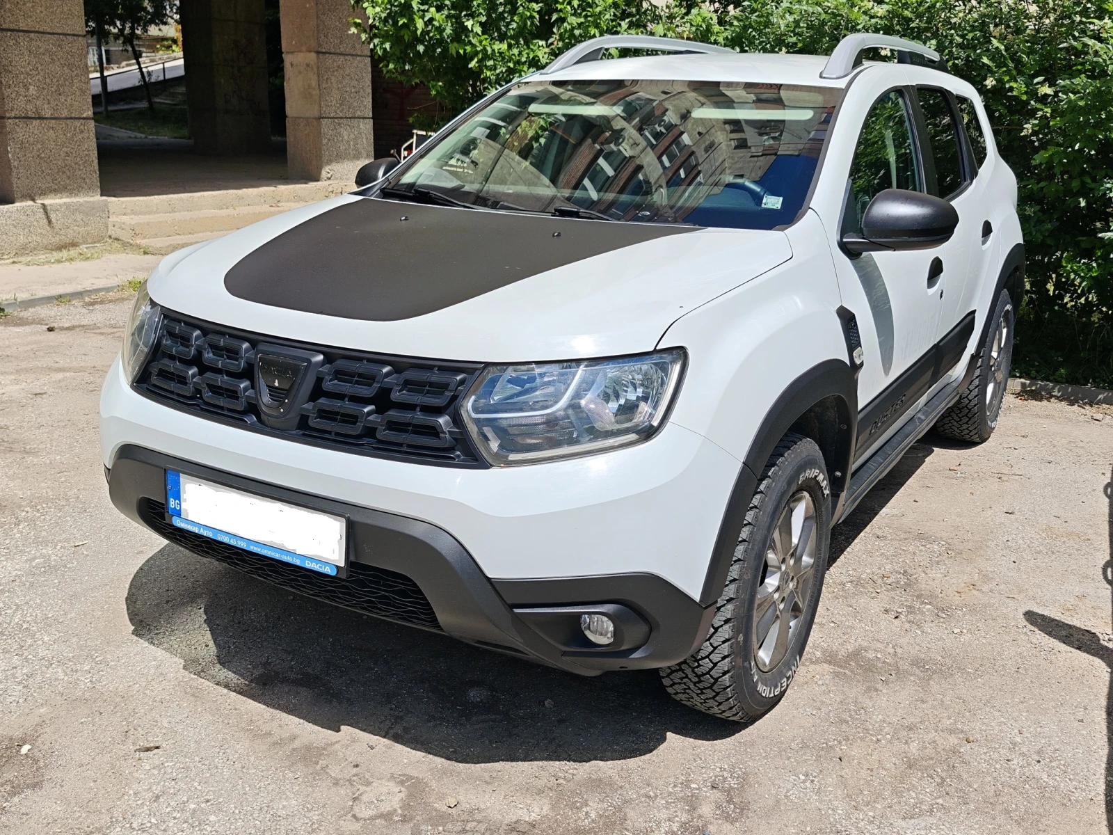 Dacia Duster 4X4, снимка 3 - Автомобили и джипове - 54899279
