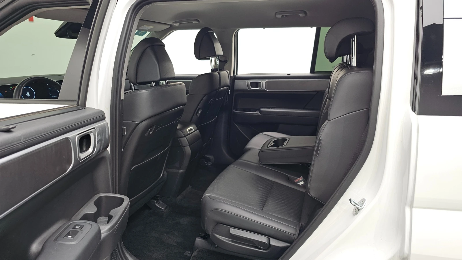 Hyundai Santa fe 2.5 T-GDI 2WD Prestige, снимка 8 - Автомобили и джипове - 55597535