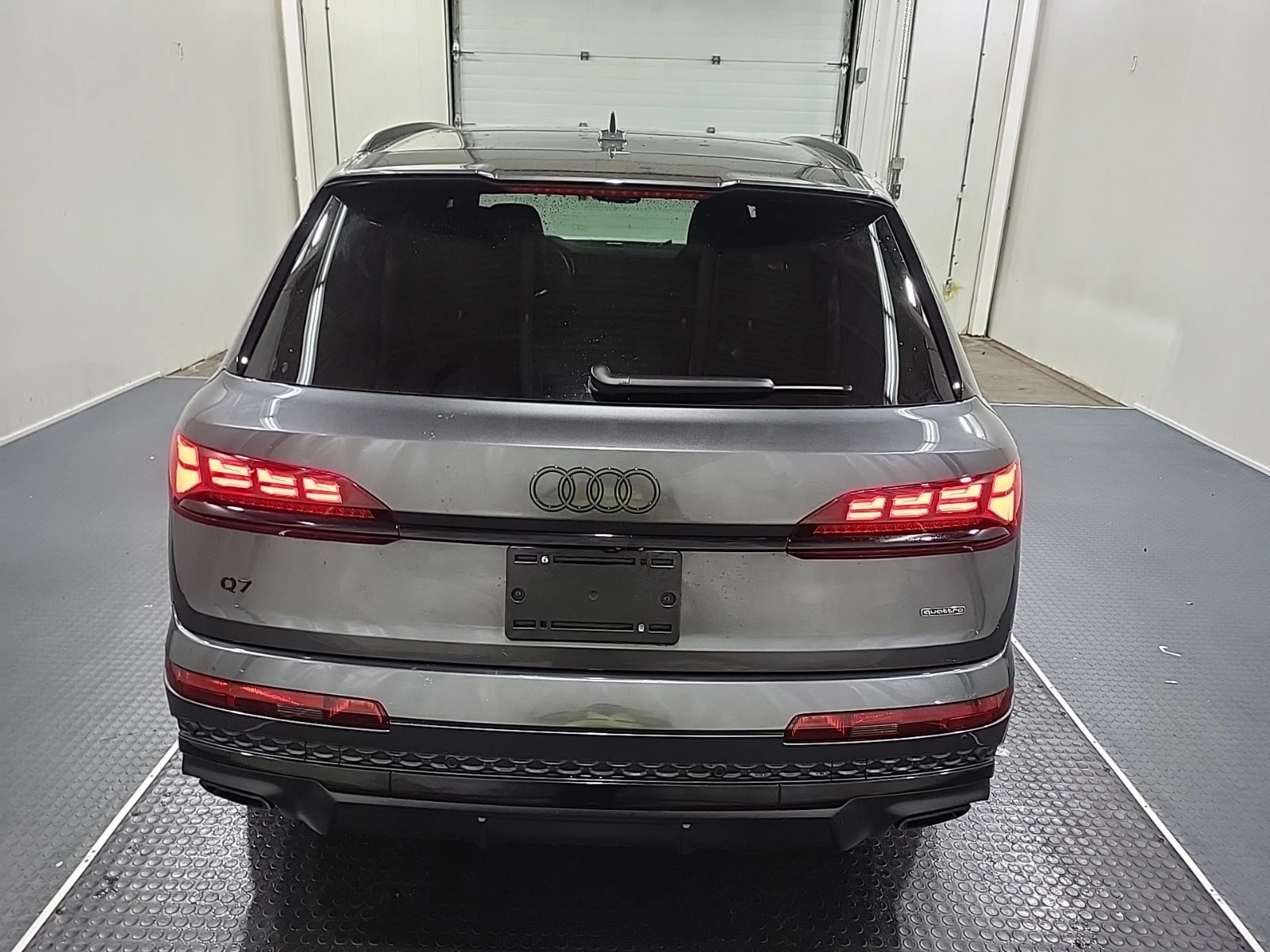 Audi Q7  TECHNIK / DISTRONIC / 360 / PANORAMA , снимка 5 - Автомобили и джипове - 55939817